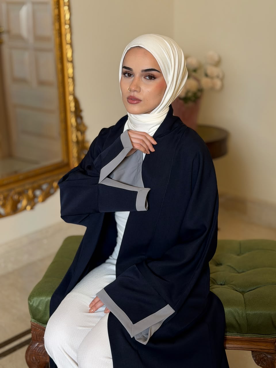 The Essence Abaya- Navy