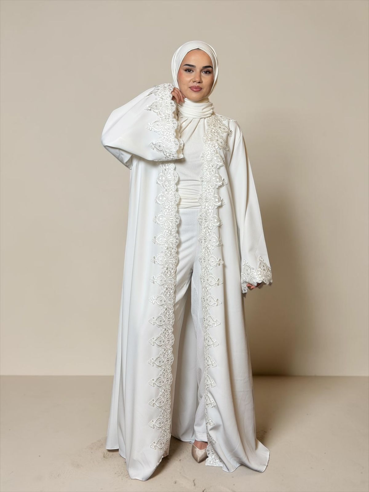 Ivory Lace Open Abaya – Signature Edition