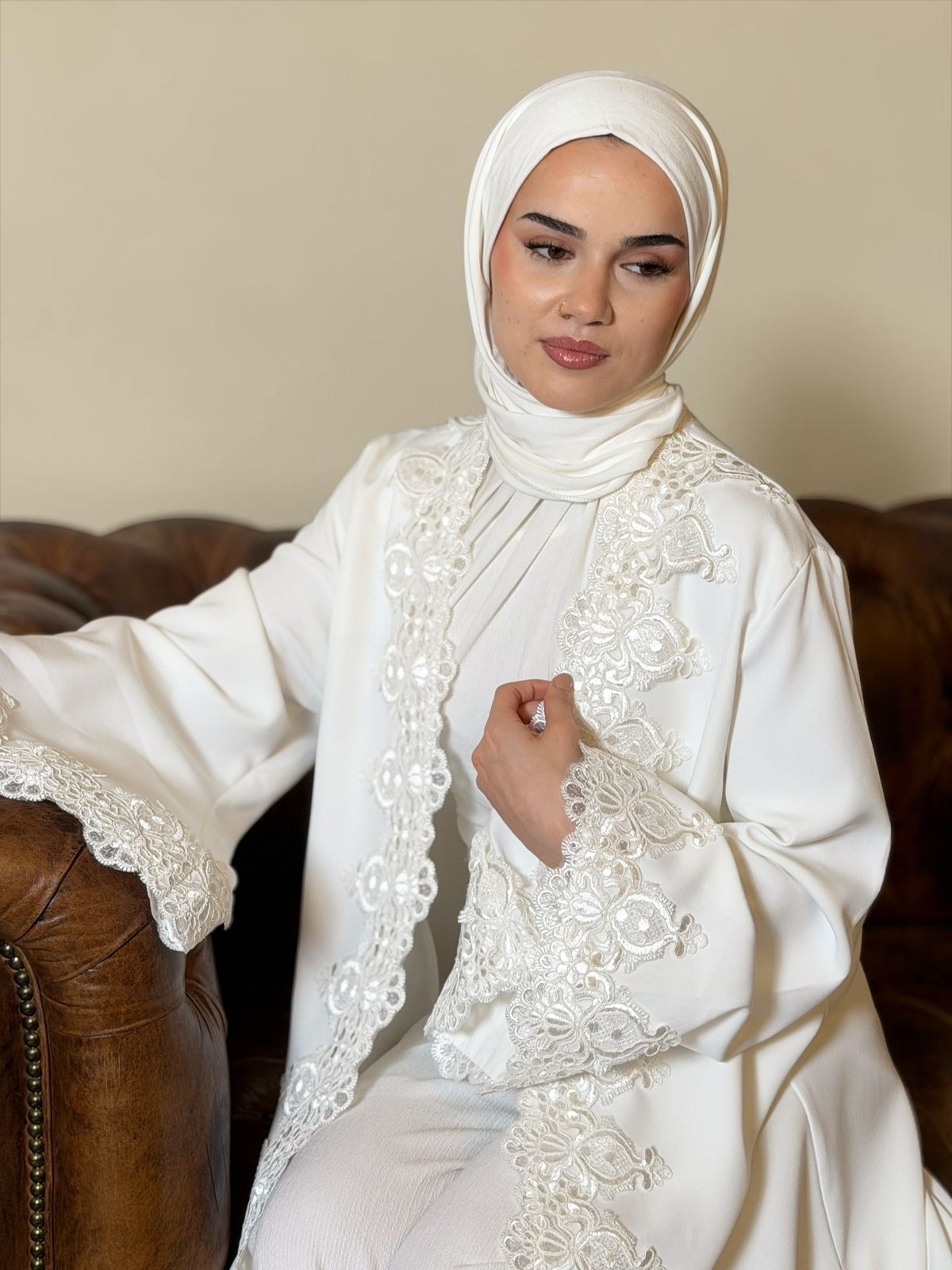 Ivory Lace Open Abaya – Signature Edition