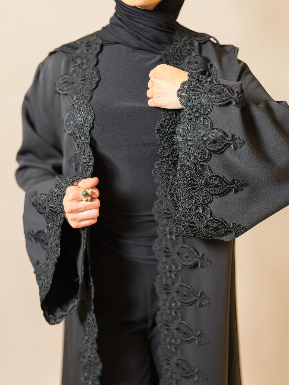 Midnight Noir Open Abaya – Signature Edition