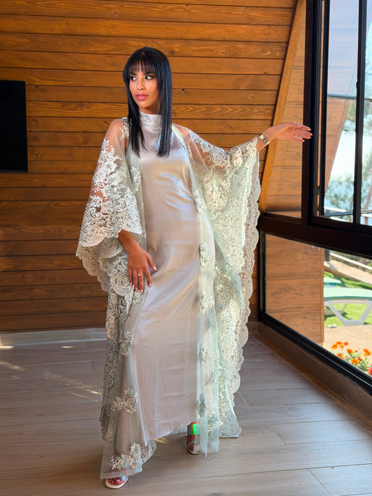 Noura Lace Evening Cape – Tiffany