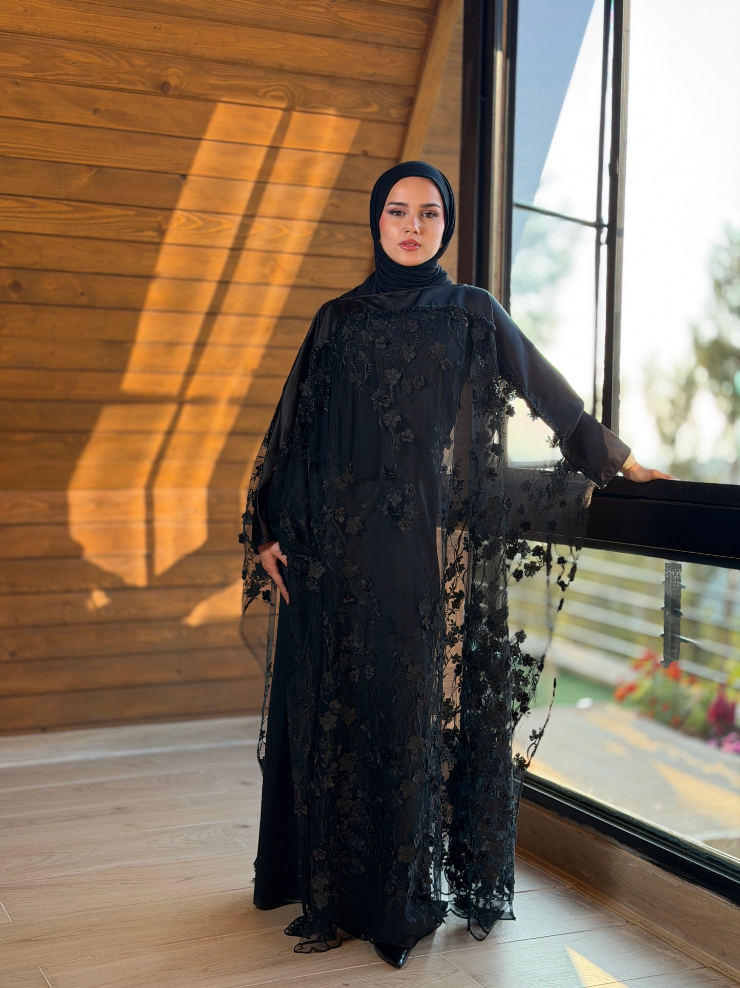 Noura Lace Evening Cape – Black