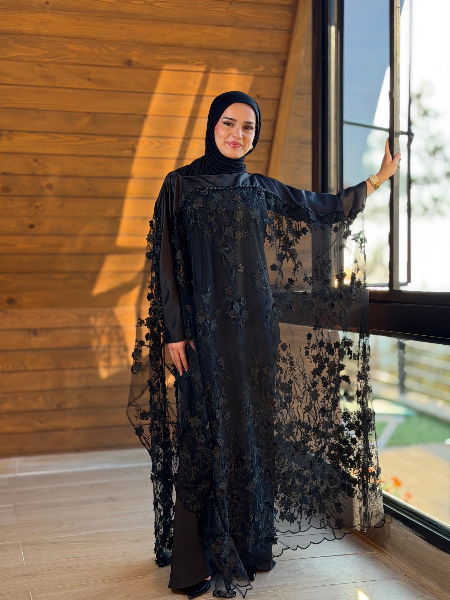 Noura Lace Evening Cape – Black