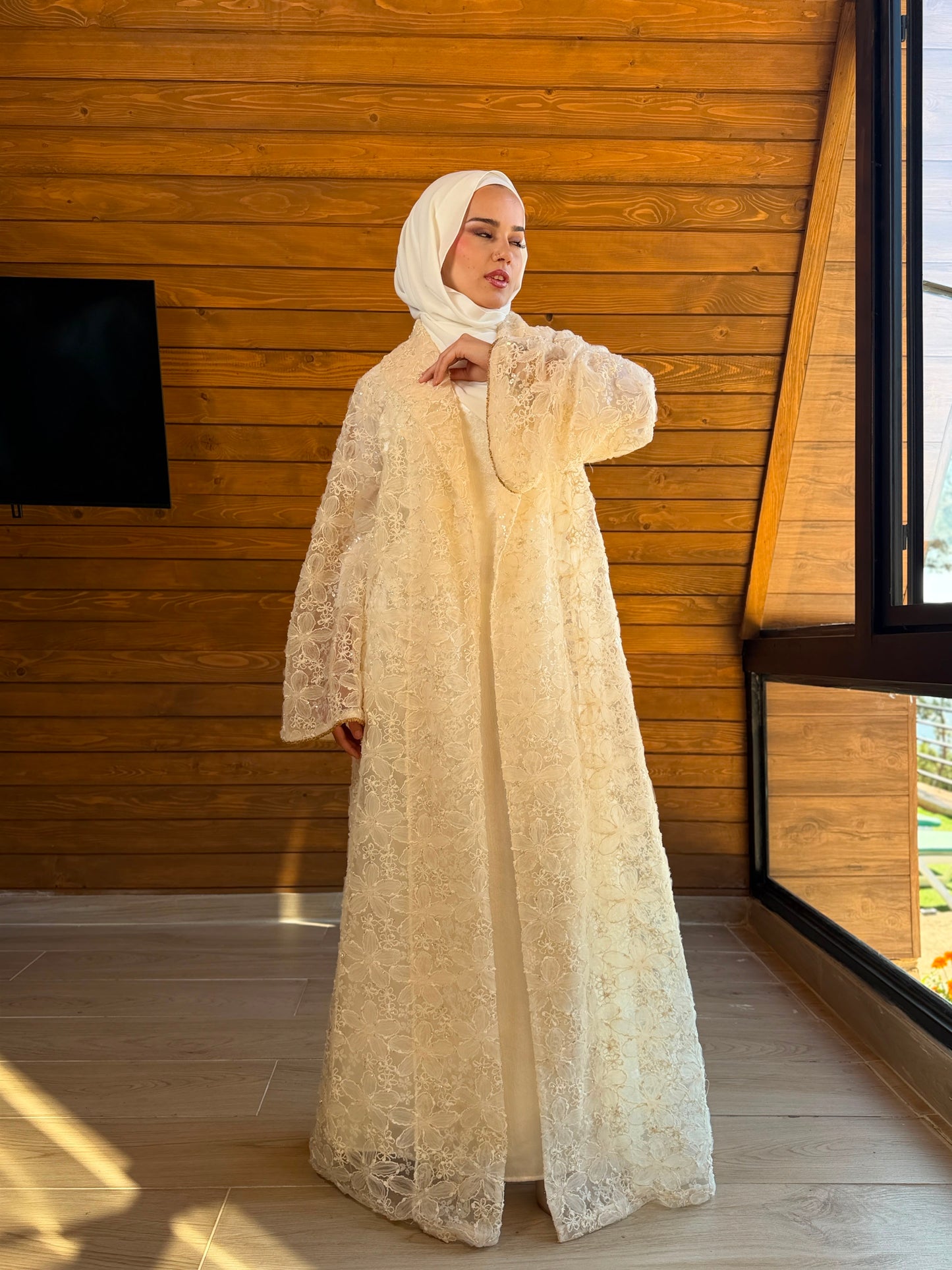 Noura Evening Kimono – Ivory