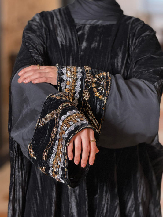 Royal Noir Velvet Abaya