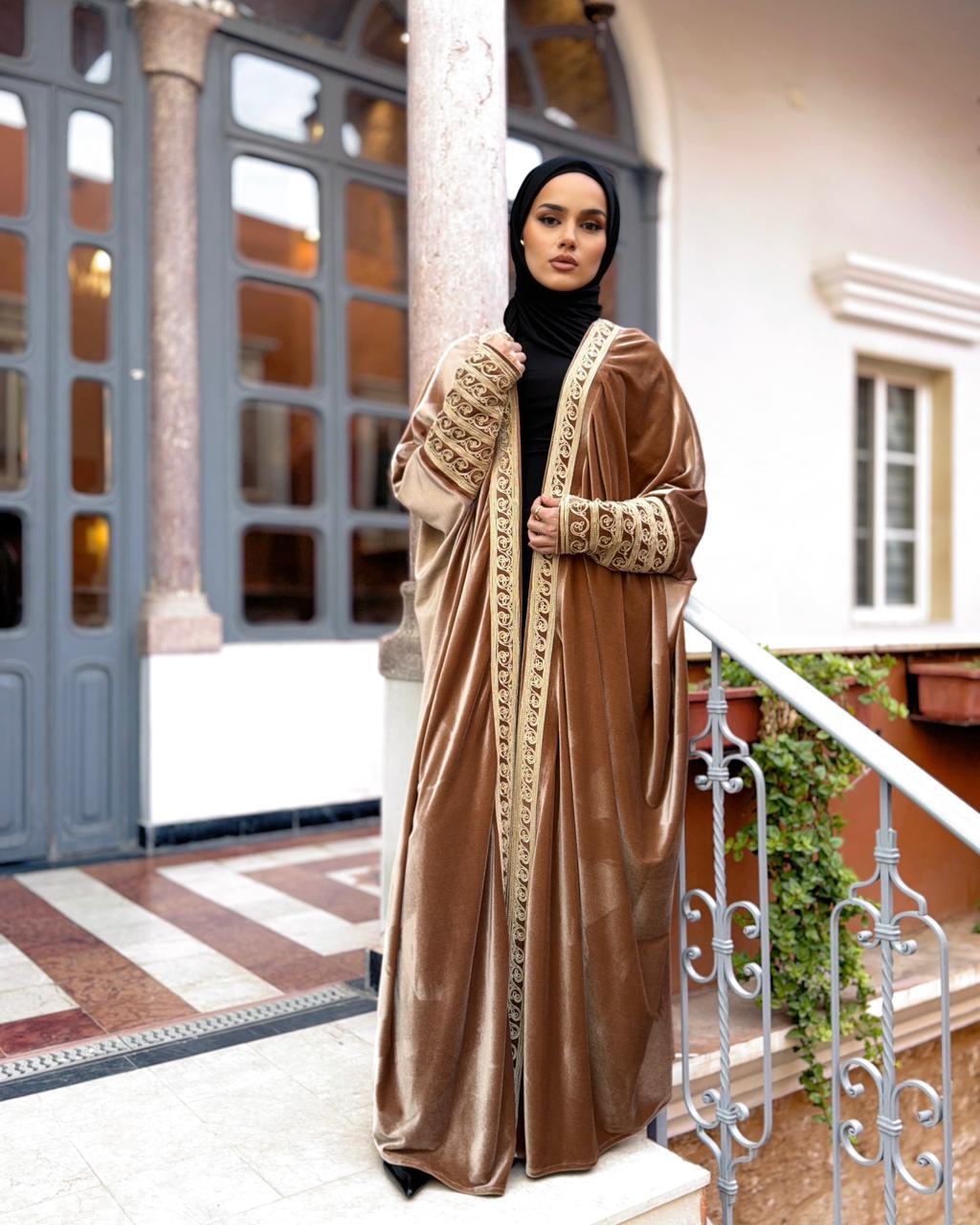 Classic Velvet Abaya – Soft Bronze