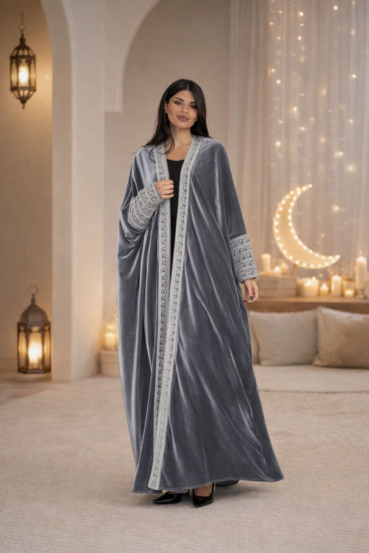 Handcrafted Bisht Abaya - Silver Ash